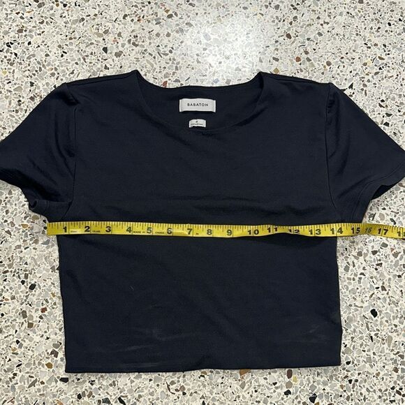 Aritzia Babaton black contour crew crop short sleeve top shirt medium m blue - Picture 3 of 5